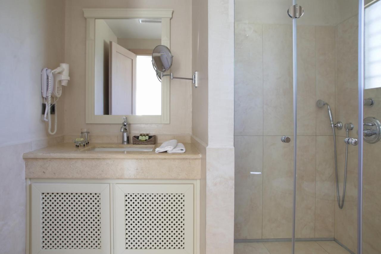 Costa Rossa Boutique Hotel - Adults Only Lixouri Extérieur photo
